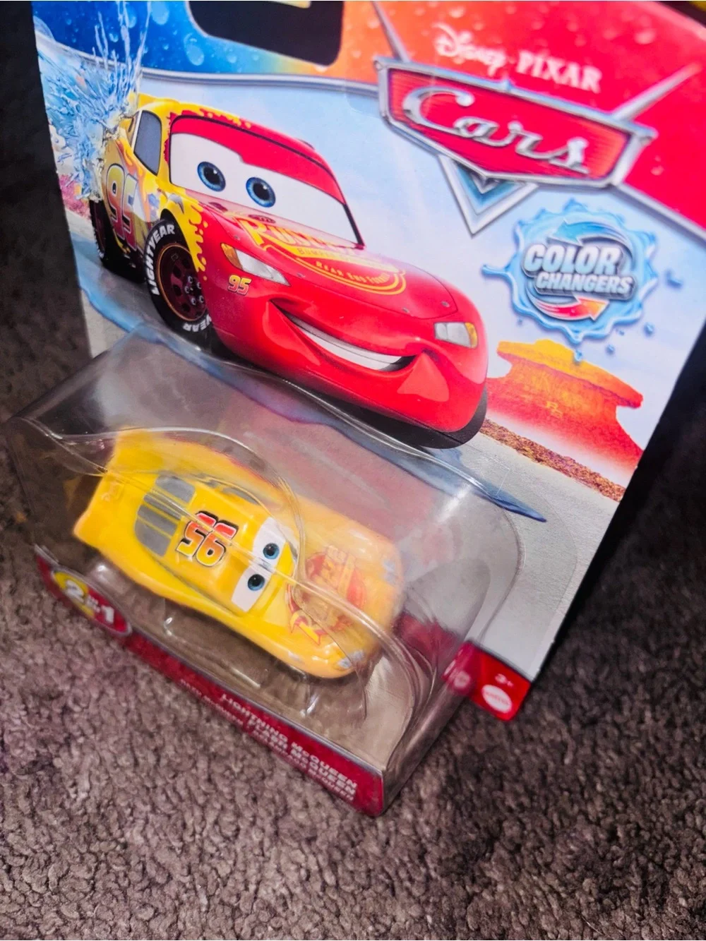 Mattel Lightning McQueen Color Changers Toy - Yellow & Red Accents